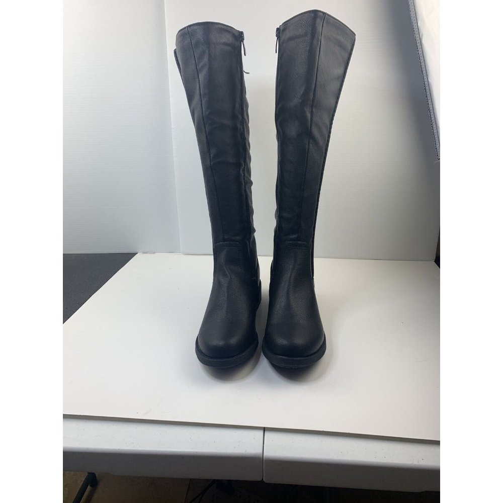 Boots Womens New In Box Womens SZ 8.5 Knee Hi Black